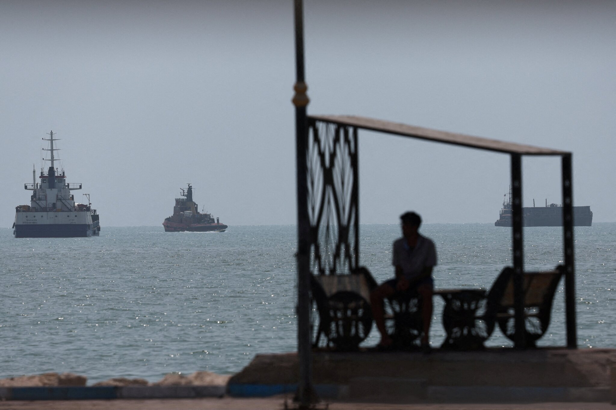 U.S. strikes Iranian rocket launchers on the Strait of Hormuz in first military action in weeks