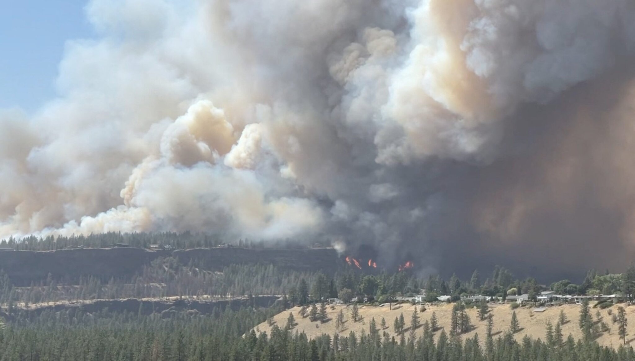 Man charged with arson as Washington wildfires devastate Spokane area