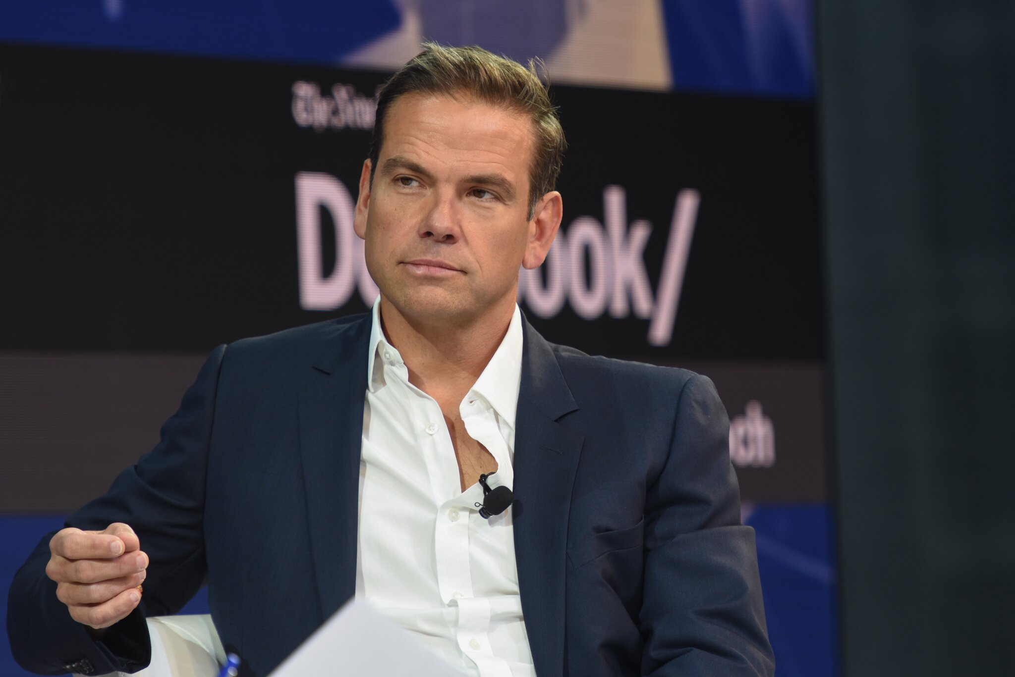 Lachlan Murdoch Says Fox Won’t Amend Existing NFL Contract Early, Sticking To “Customary Timetable
