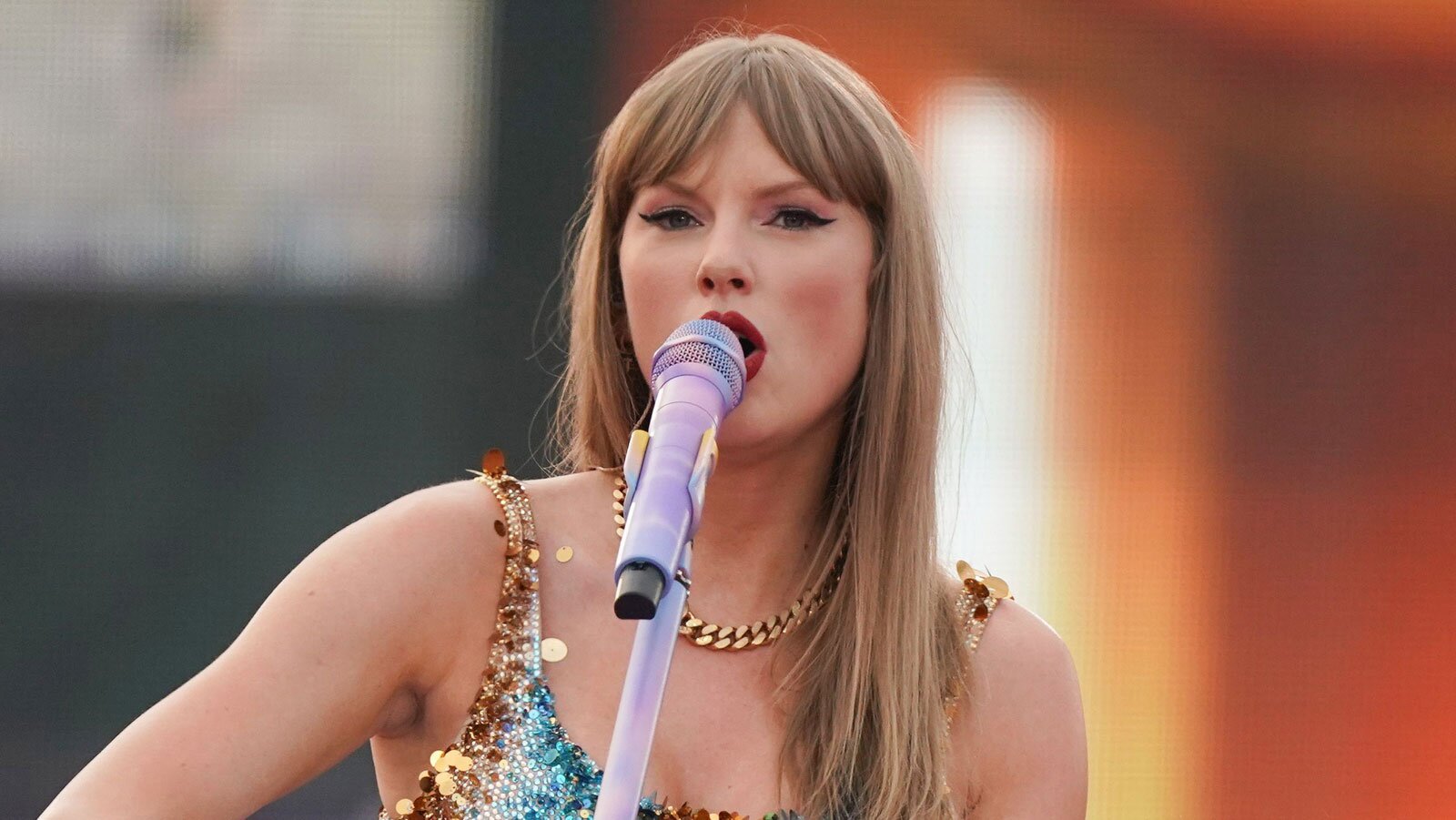 Taylor Swift Goes Inside Capturing ‘The Eras Tour: The Final Show’ With Director Glenn Weiss On Emmy Campaign Trail