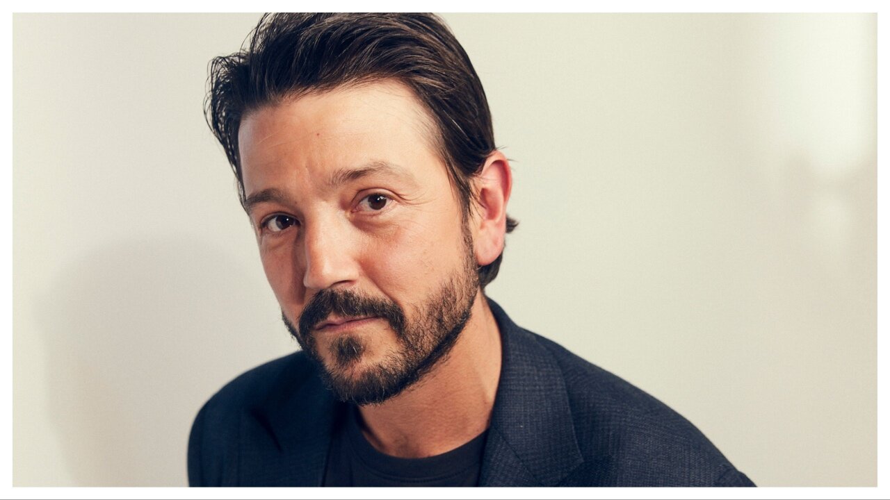 Diego Luna To Receive Honorary Heart Of Sarajevo Award