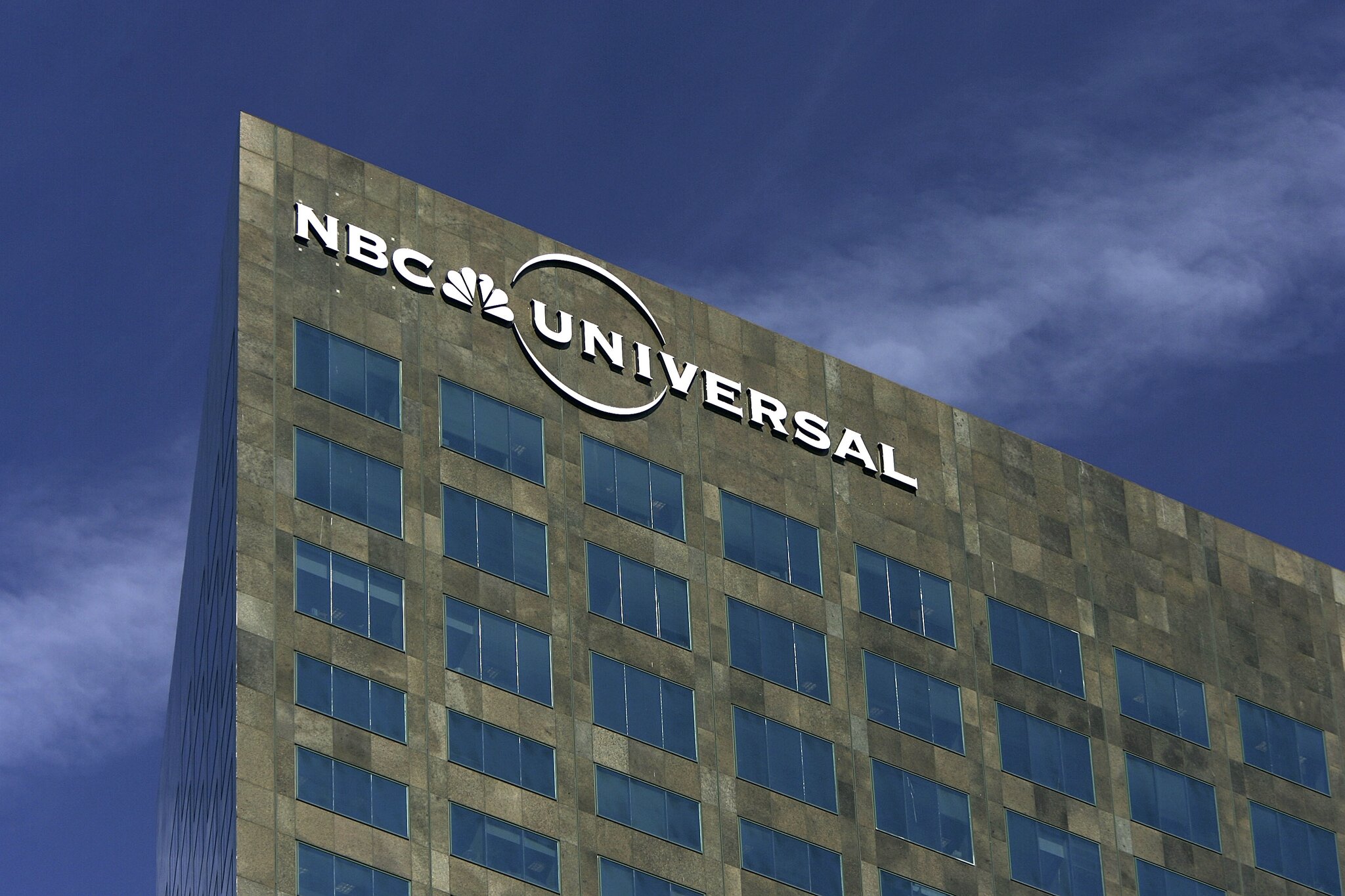 Ahead Of Comcast Split, NBCUniversal Appoints People Inc. Veteran Christopher Halpin As CFO