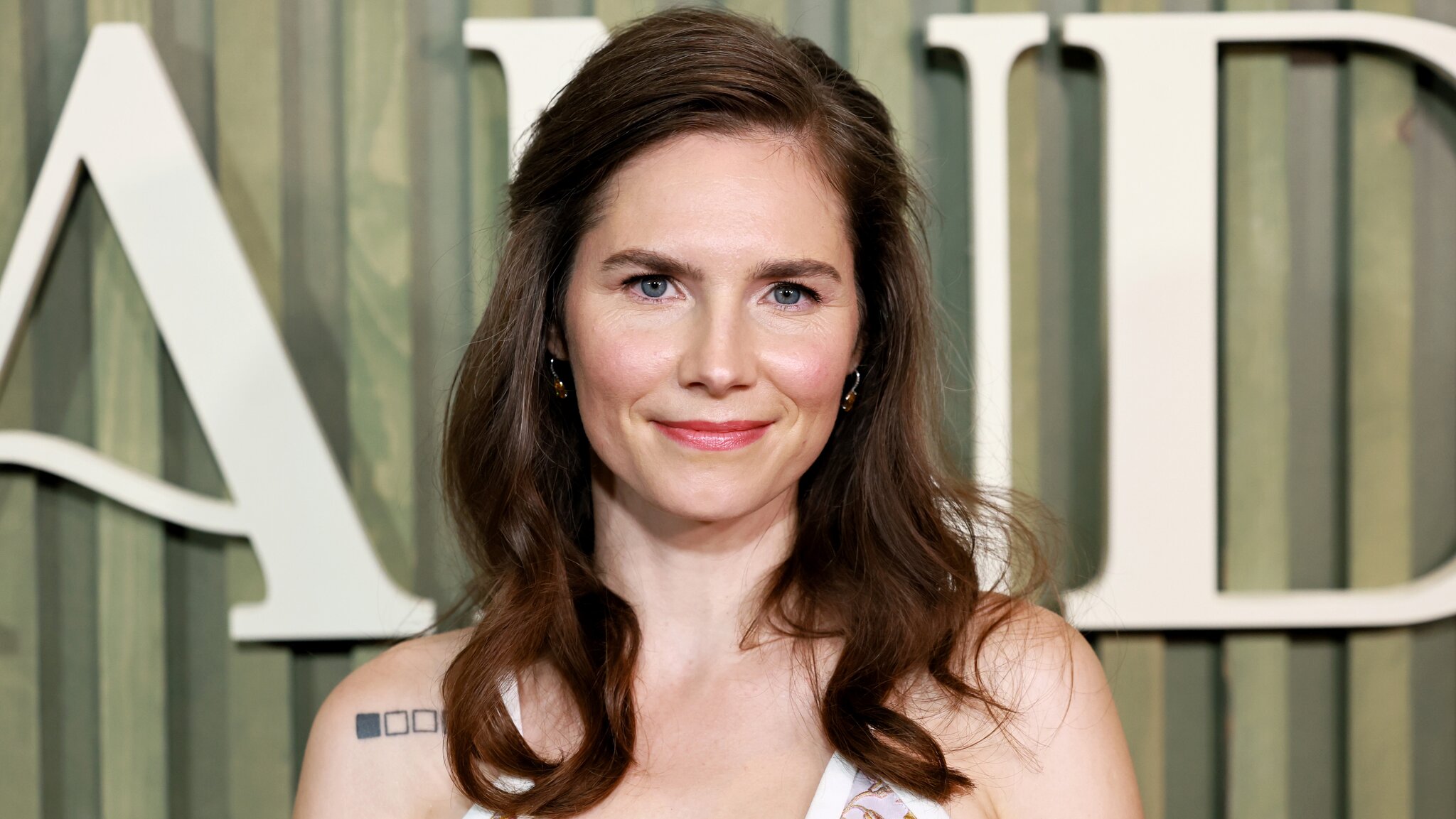 Amanda Knox Responds To Petition Protesting Her Edinburgh Fringe Show, Says It “Honors Meredith Kercher’s Memory