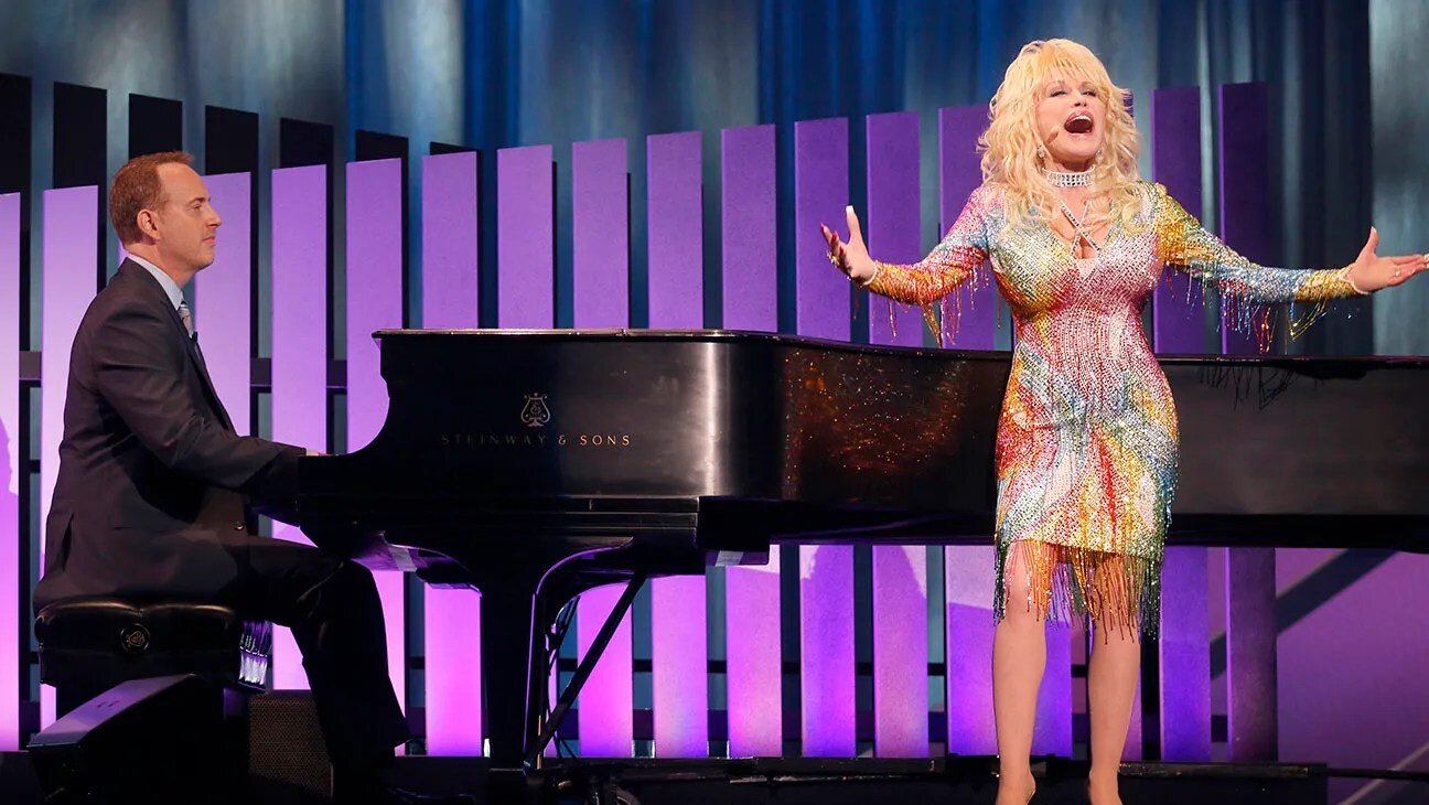 Robert Greenblatt Reminisces On Long Friendship With ‘9 To 5’ Collaborator (And Stage Partner) Dolly Parton: “God Broke The Mold…