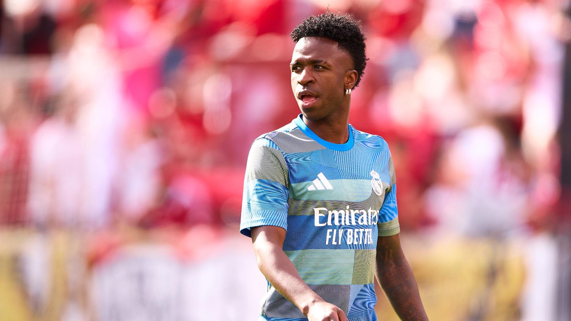 Is Vinicius Jr. using Arsenal to secure a new Real Madrid deal?