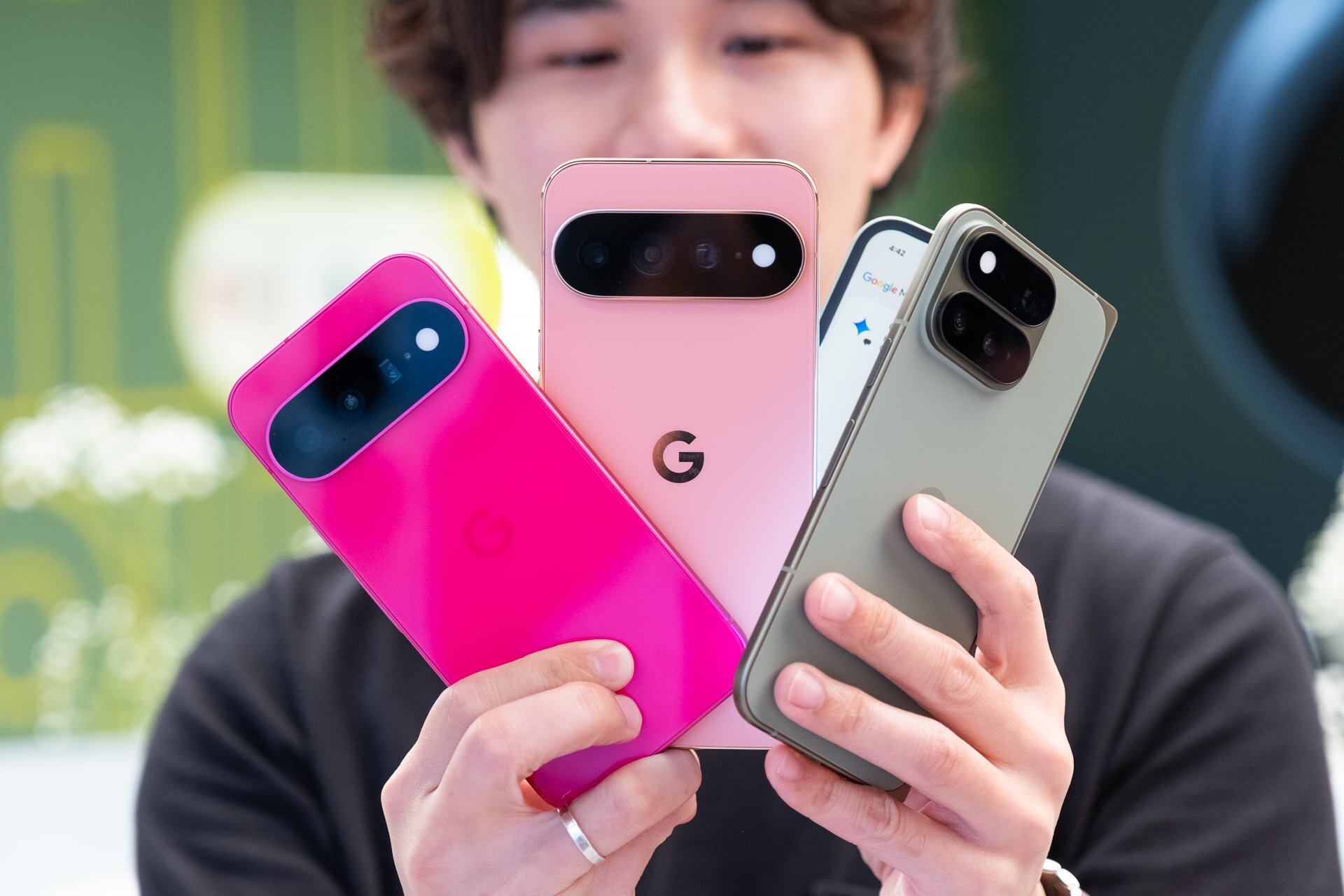 Pixel 11, 11 Pro, and 11 Pro Fold Hands-On: Better Cameras and Gemini, Gemini, Gemini