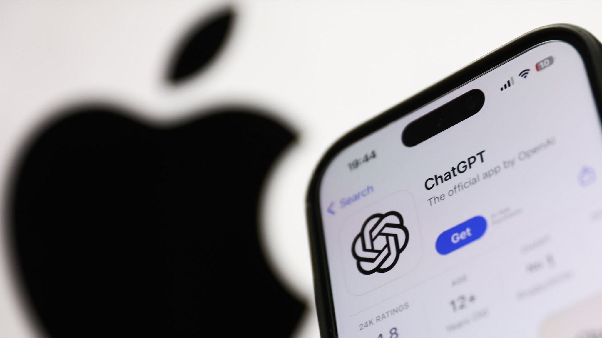 OpenAI takes Apple lawsuit to court of public opinion, posts texts