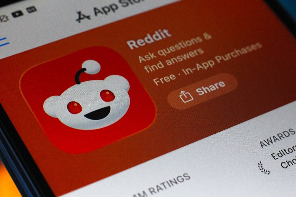 Old Reddit might be on the chopping block. Here’s why.