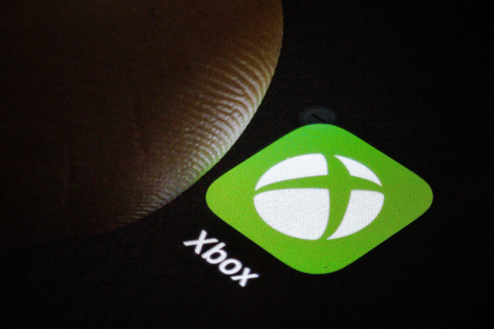 Xbox is down: Major outages stop sign-in, game launches