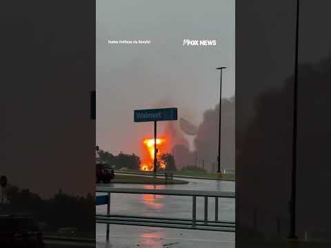 SEE IT: Lightning sparks MASSIVE fireball at Oklahoma pipeline facility #foxnews #news #shorts #fire