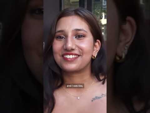 New York singles try their luck at matchmaking photo booth