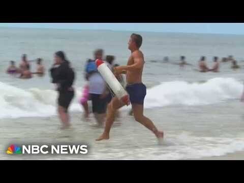 Open-water lifeguards push to get recognized as first responders in U.S.
