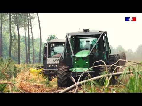 France races to create firebreaks to protect city