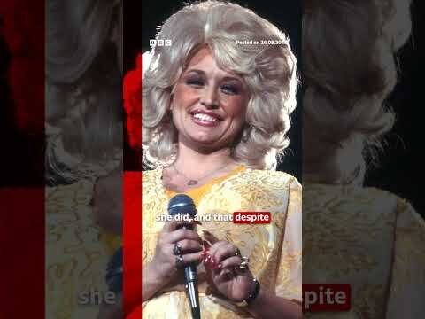 Fans lay flowers in tribute to Dolly Parton. #DollyParton #Nashville #Country #Music #BBCNews