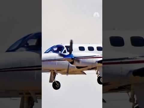 Plane crash in remote region of Alaska leaves 8 dead