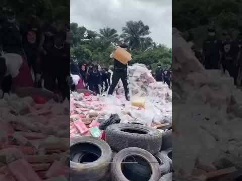 Liberia burns 4.2 metric tons of cocaine after record drug seizure