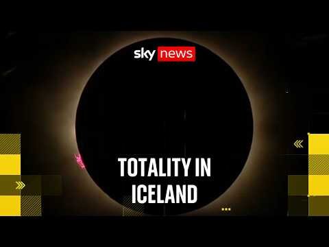 Total solar eclipse reached over Iceland
