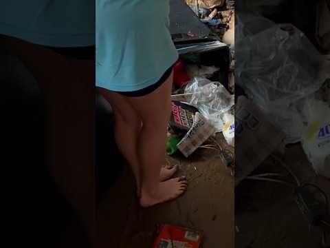Indiana couple returns home after flood destroys house