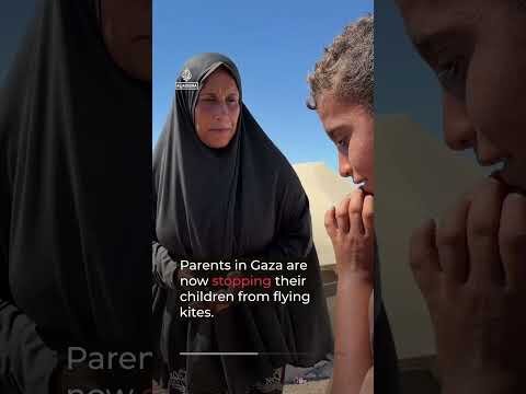 Children in Gaza fear flying their kites after Israeli threat