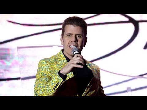 Blogger Perez Hilton receiving medical care after appearing to self-harm online