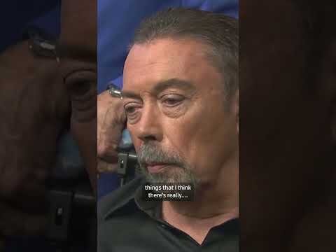 Fans mourn ‘Rocky Horror’ star Tim Curry