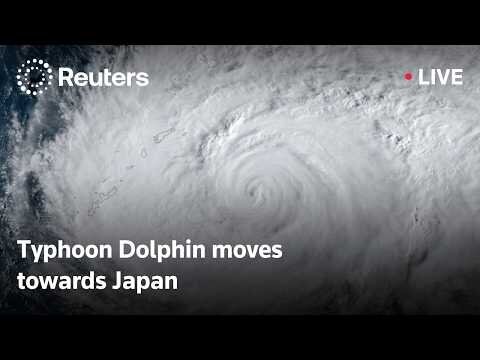 Typhoon Dolphin moves towards Japan