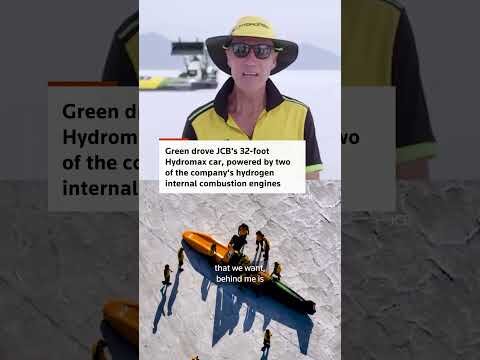 JCB Hydromax breaks hydrogen-powered land speed record