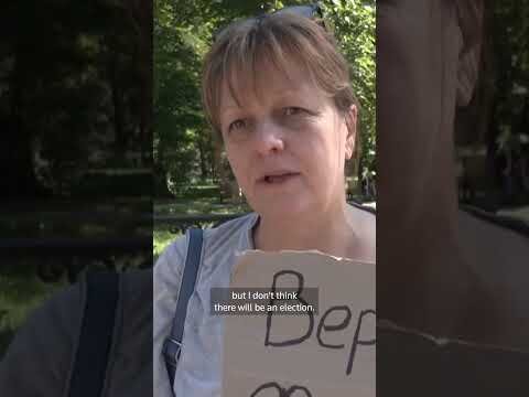 Ukrainian protesters back call for election