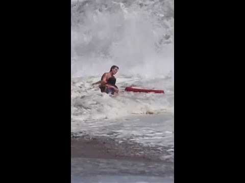 16-year-old lifeguard rescues child from dangerous waves