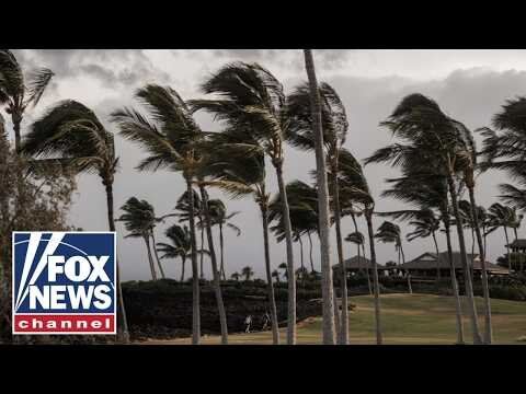 Hurricane Lala HAMMERS Hawaii with rain, winds