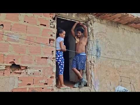 After surviving earthquakes, one Venezuelan family seeks a new beginning