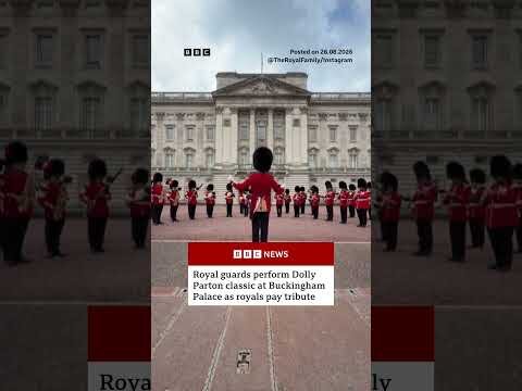 Royal guards perform Dolly Parton classic at Buckingham Palace. #DollyParton #RoyalFamily #BBCNews