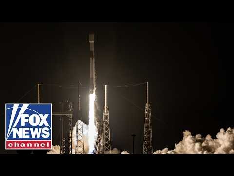 SpaceX launches Falcon 9 rocket