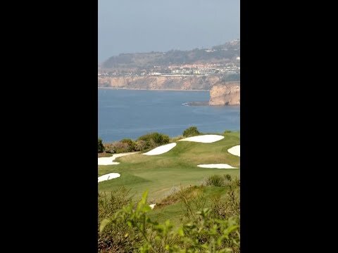 Police arrest armed suspect at Trump golf course