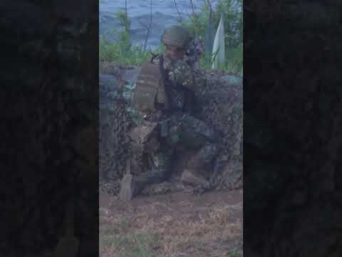 Taiwan simulates defense against Chinese assault