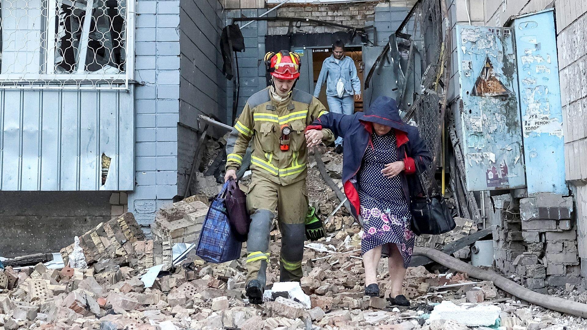 Russia 'purposefully' hit critical infrastructure in latest strikes, Kyiv mayor says