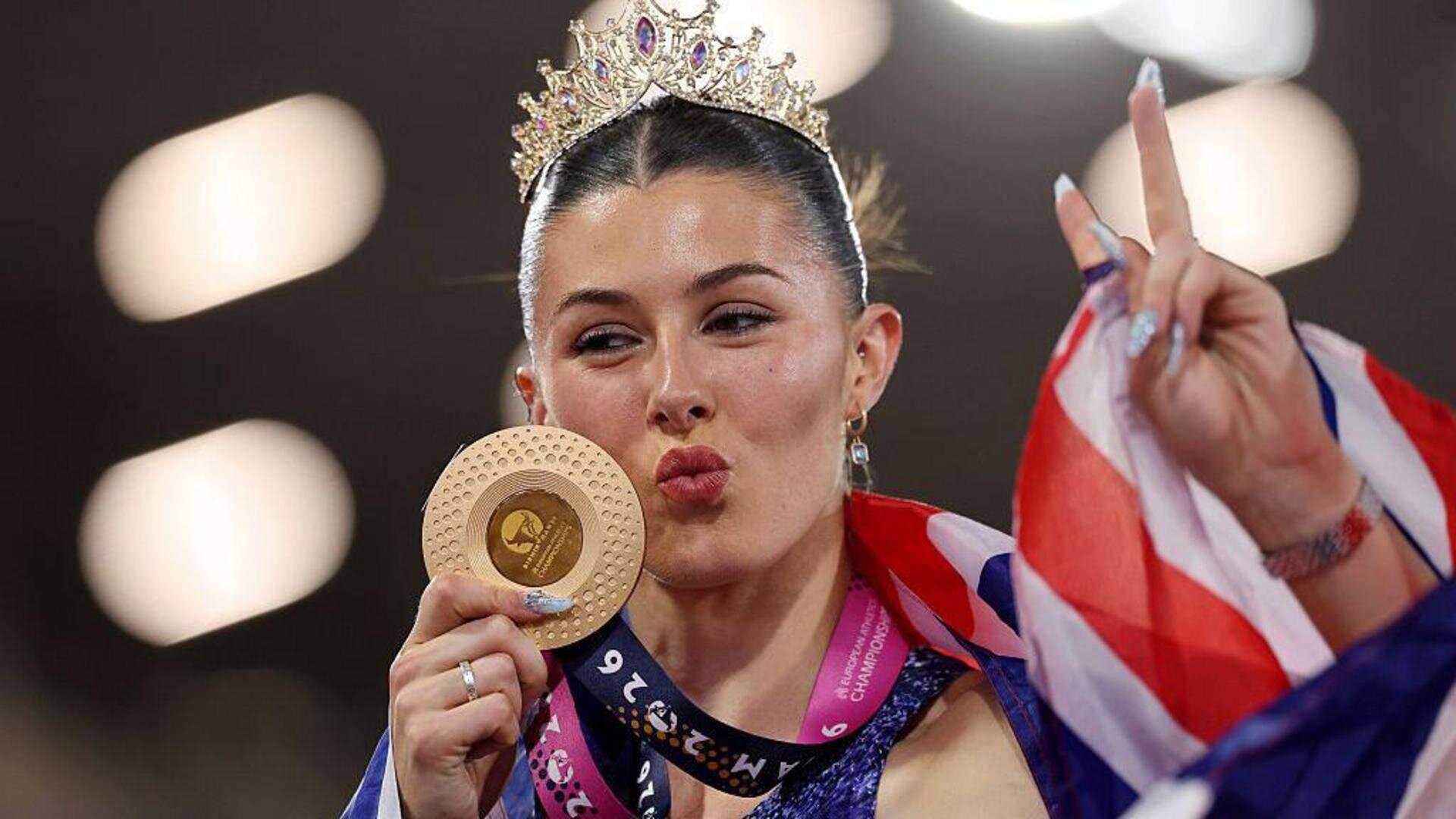 Two out of four, baby' - Hunt wins 200m as she eyes historic quadruple
