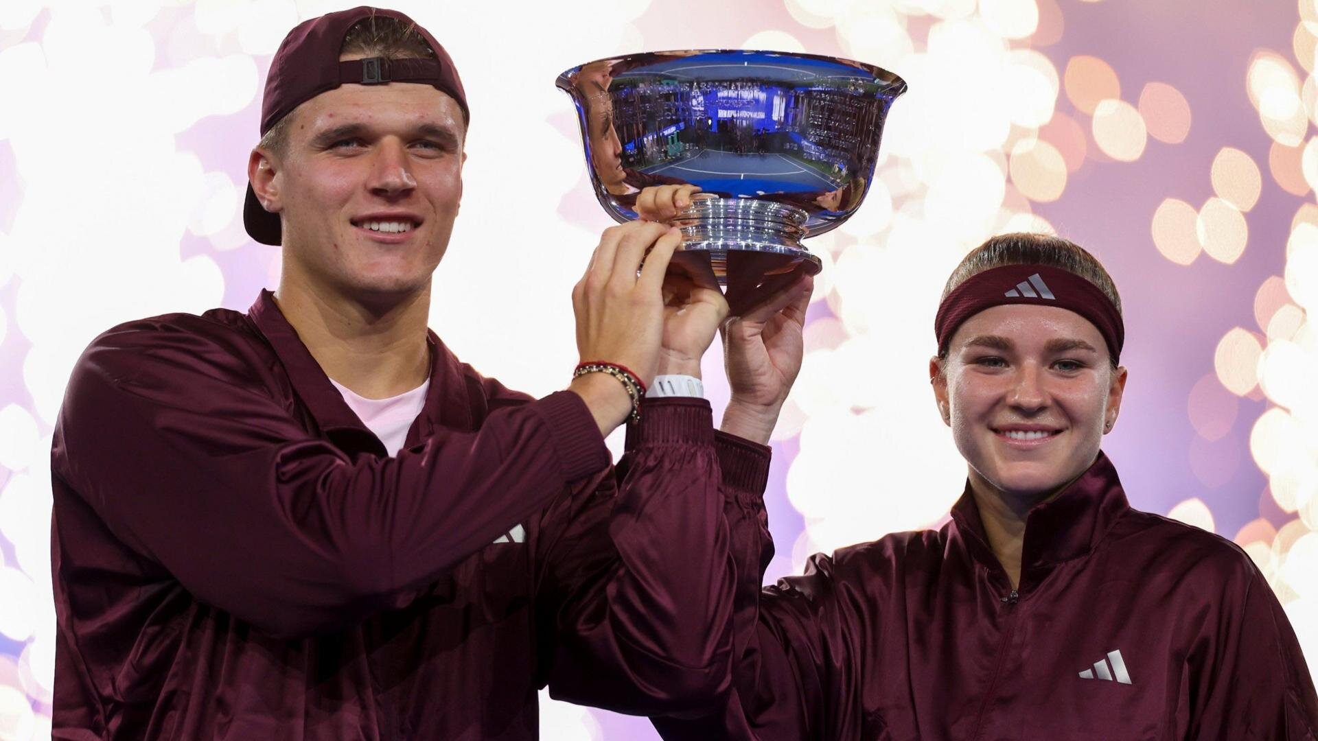 Mensik & Muchova win US Open mixed doubles title