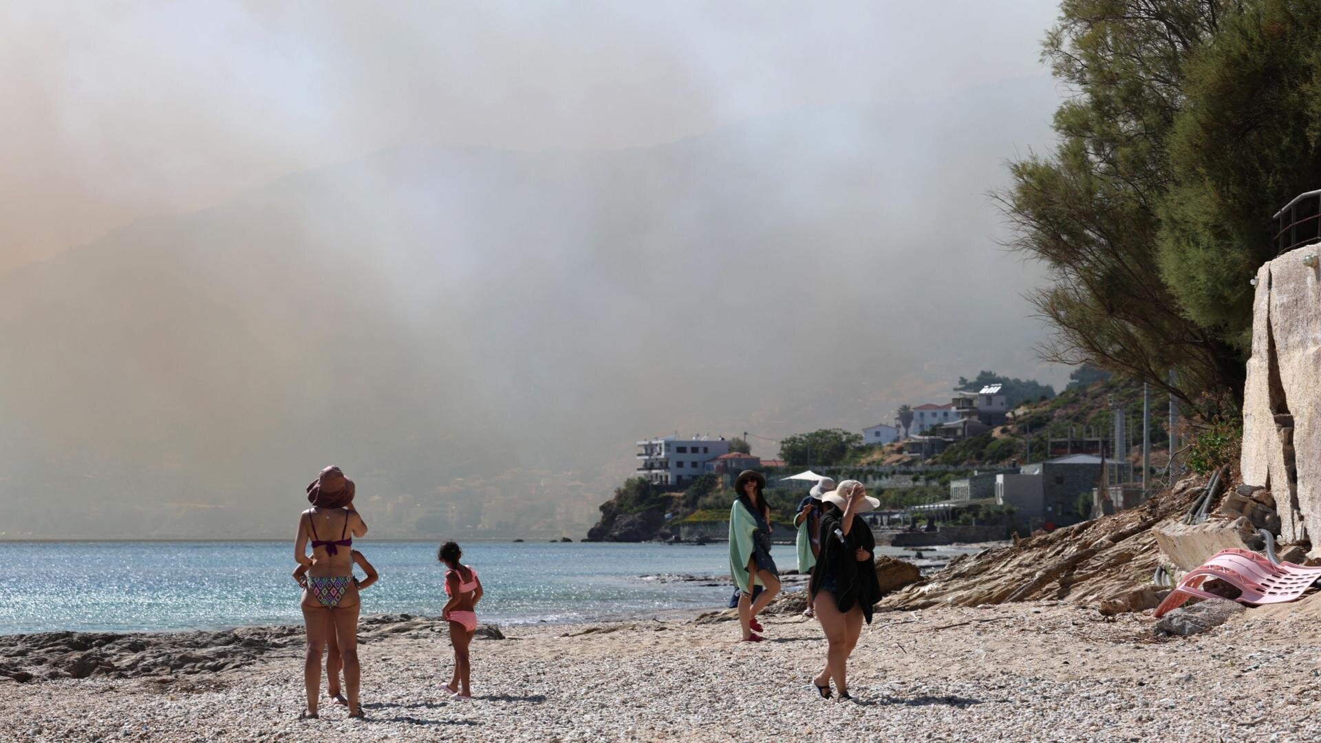 Thousands evacuated in Crete as European wildfires continue to rage