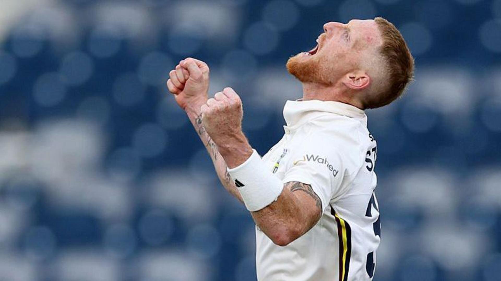 Stokes stars as leaders Durham hammer Derbyshire