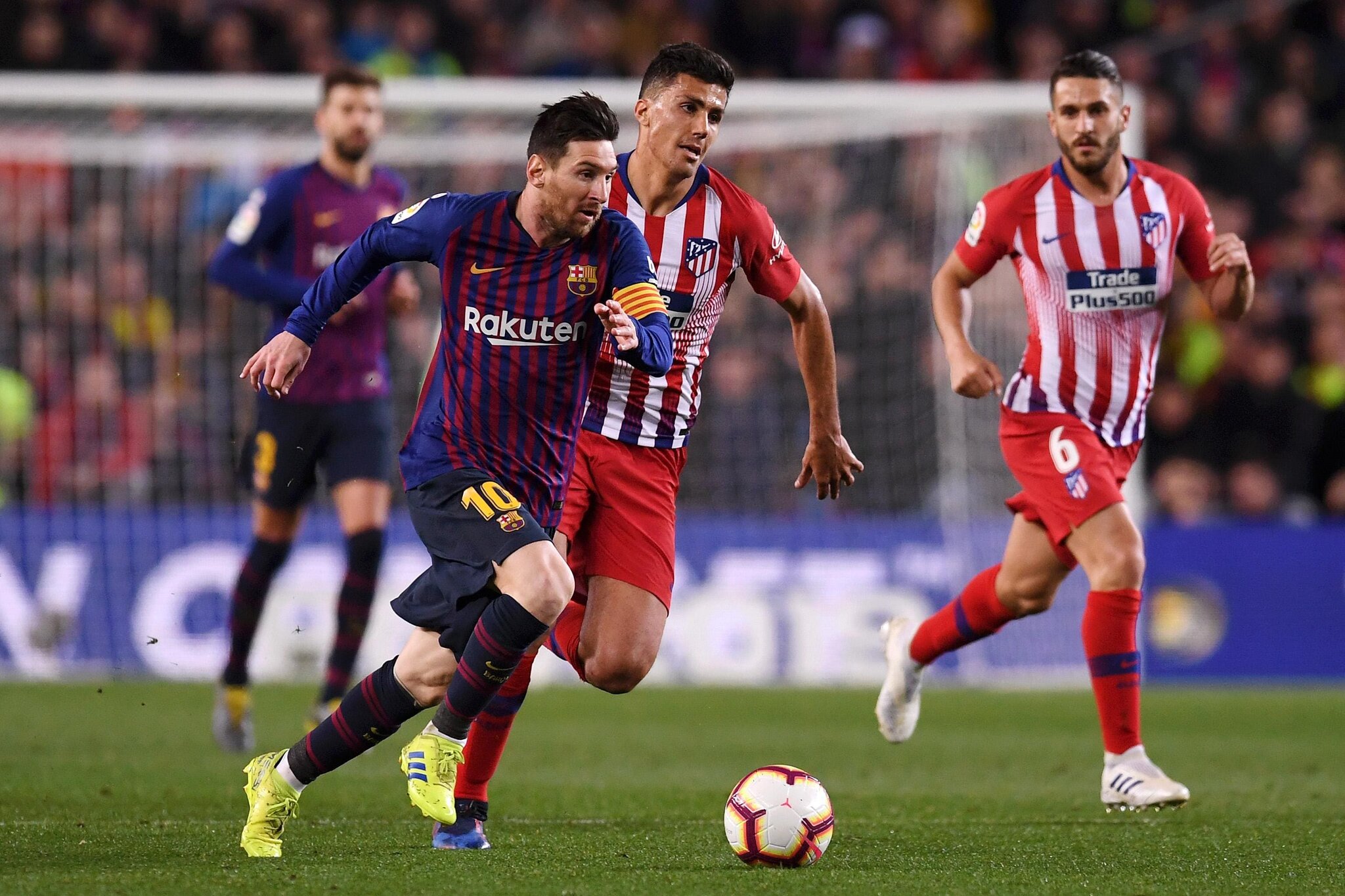 Manchester City Freezes Rodri Real Madrid Talks For Barcelona To Enter Race, Reports SPORT