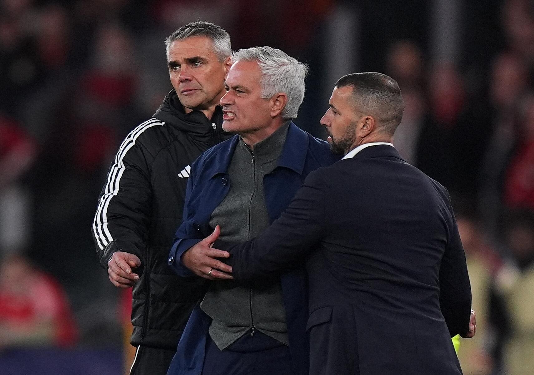 Real Madrid Boss Mourinho ‘Furious’ With Failure To Land Rodri, Reports El Periodico