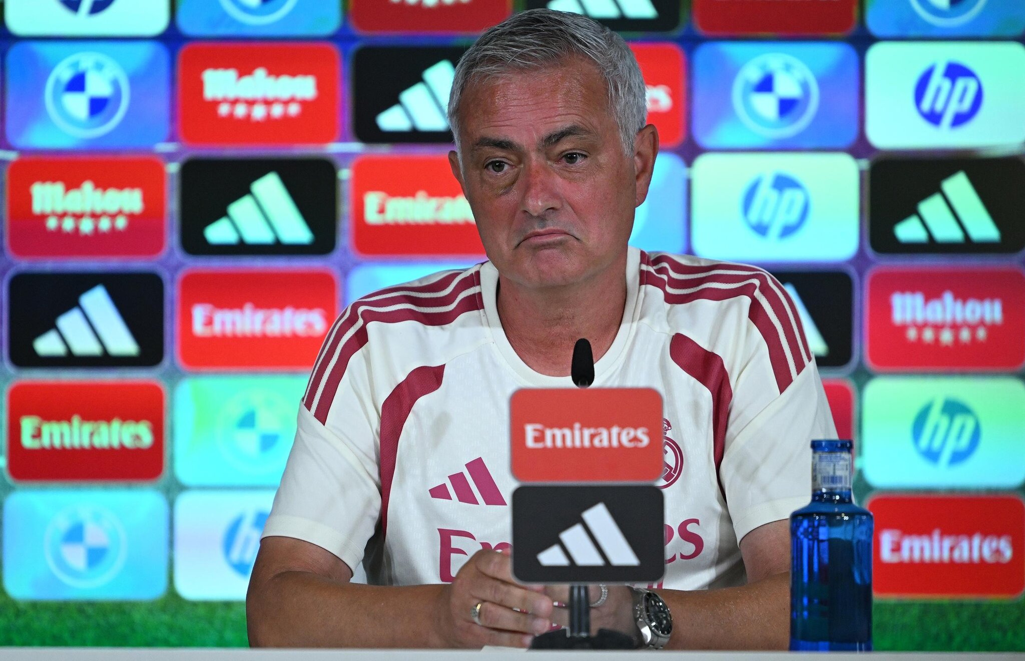 Real Madrid Coach Mourinho Has FC Barcelona Dig At Press Conference