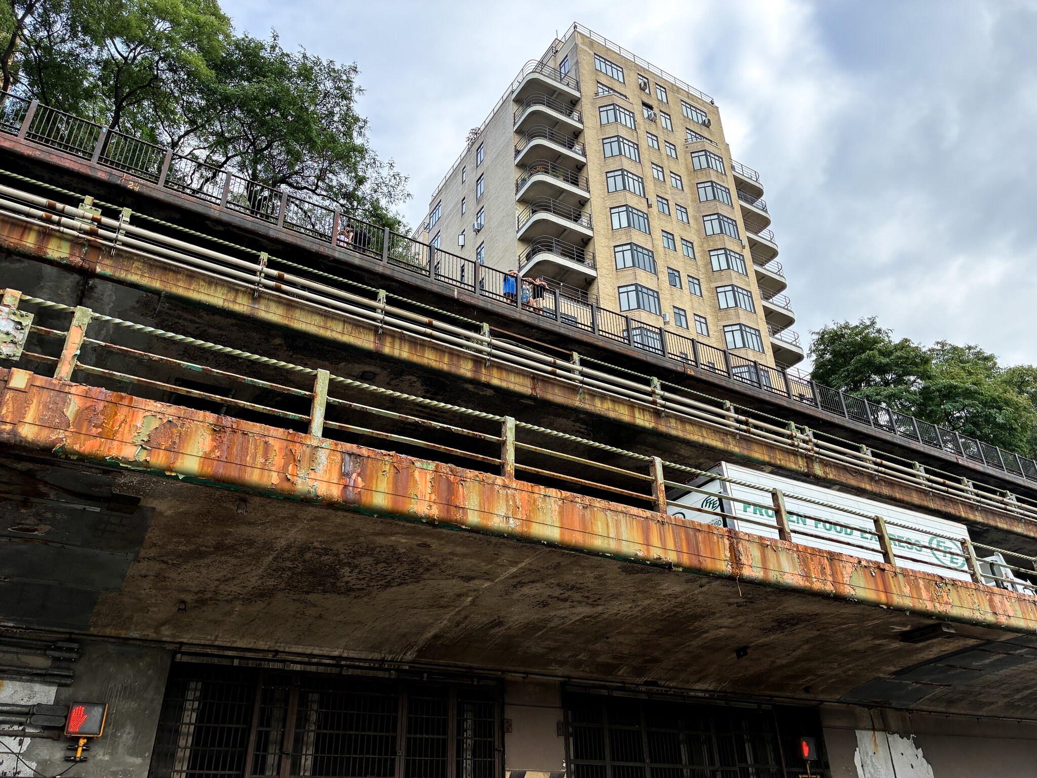 NYC's plan to fix BQE sparks concerns over temporary highway in Brooklyn Bridge Park