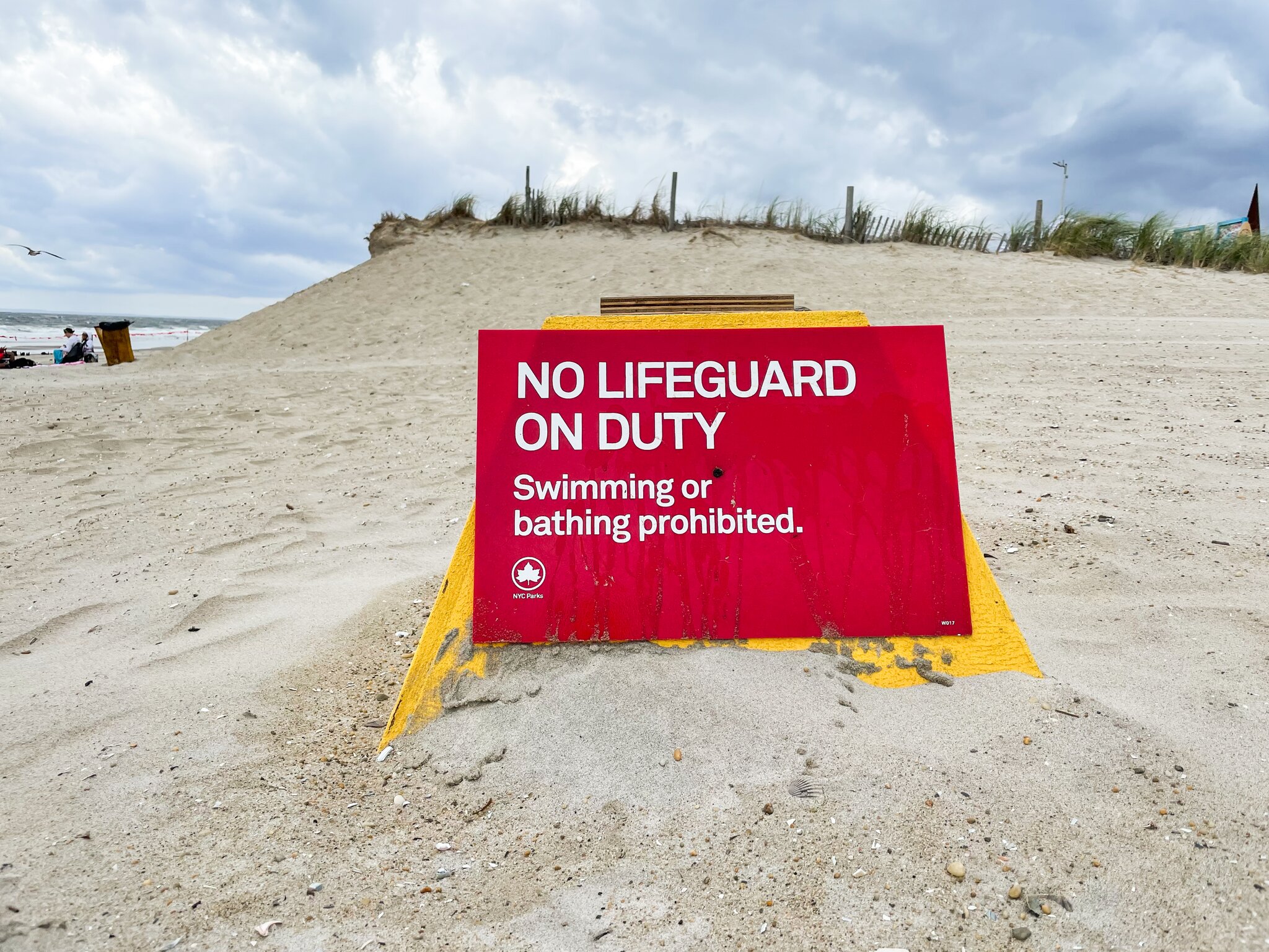 Teen drowns at Rockaway Beach after lifeguards clear their shifts for the day