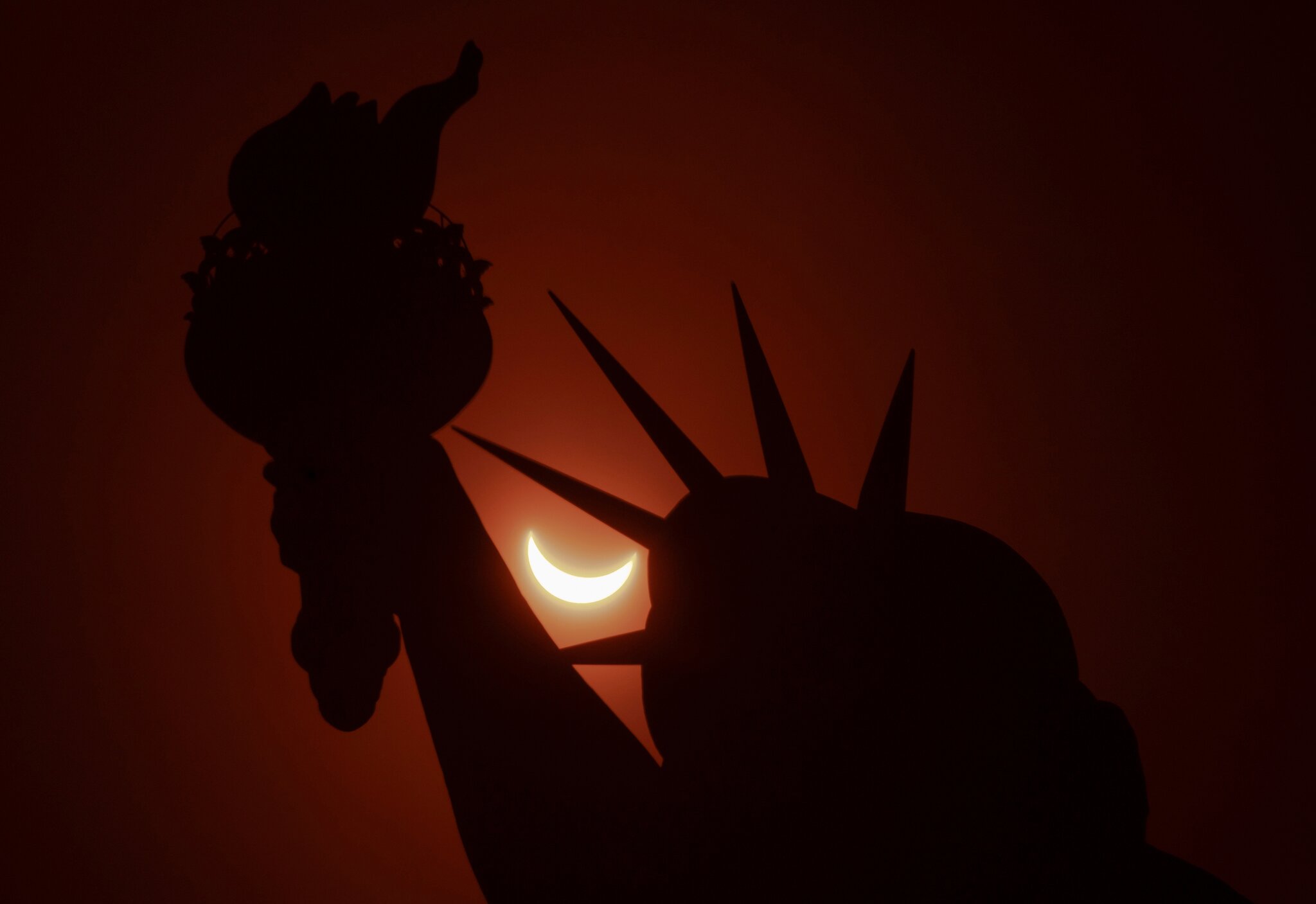 Not seen with the naked eye: NYC forecast calls for a partial solar eclipse