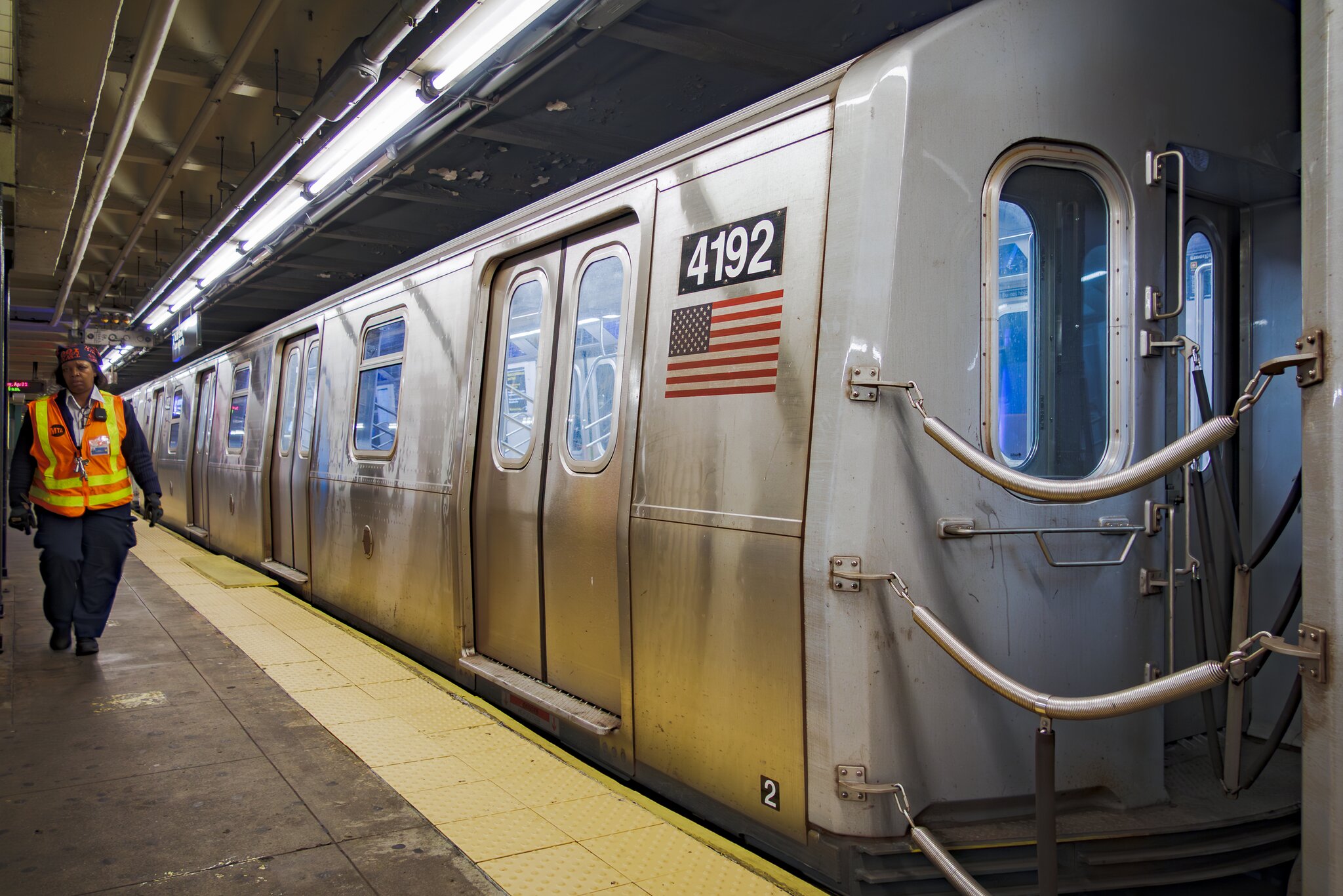 MTA limits A, B, C, and D train service amid Monday morning commuter rush