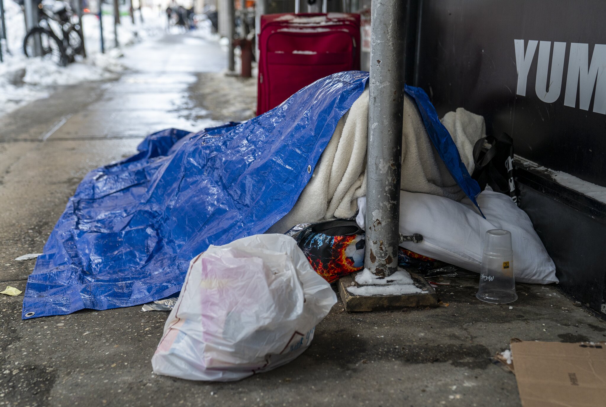 Fewer homeless New Yorkers died last year even as population remained at record high