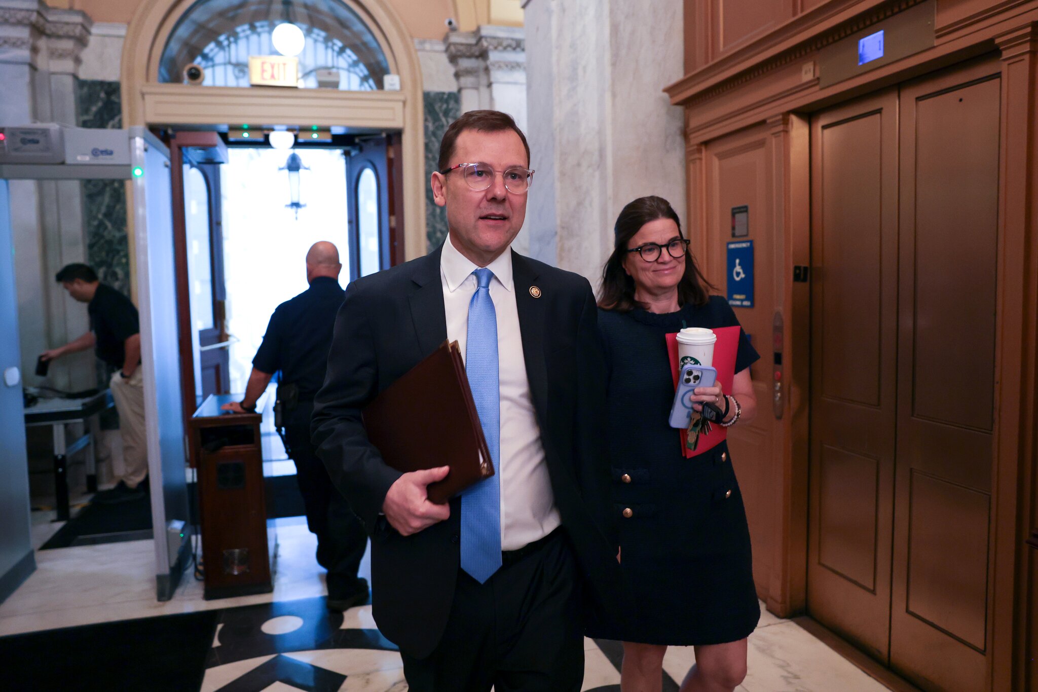 NJ Rep. Kean profited from AI stocks as data center backlash grew