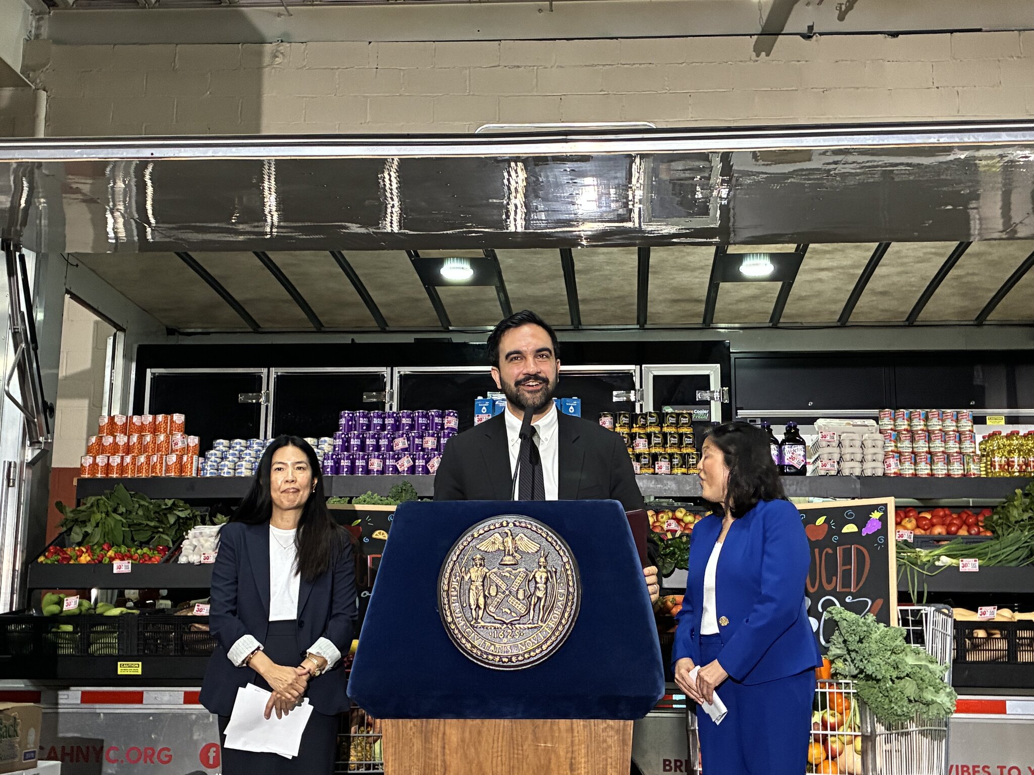 Mamdani’s city-run grocery stores to offer 30% price cuts on meat, produce
